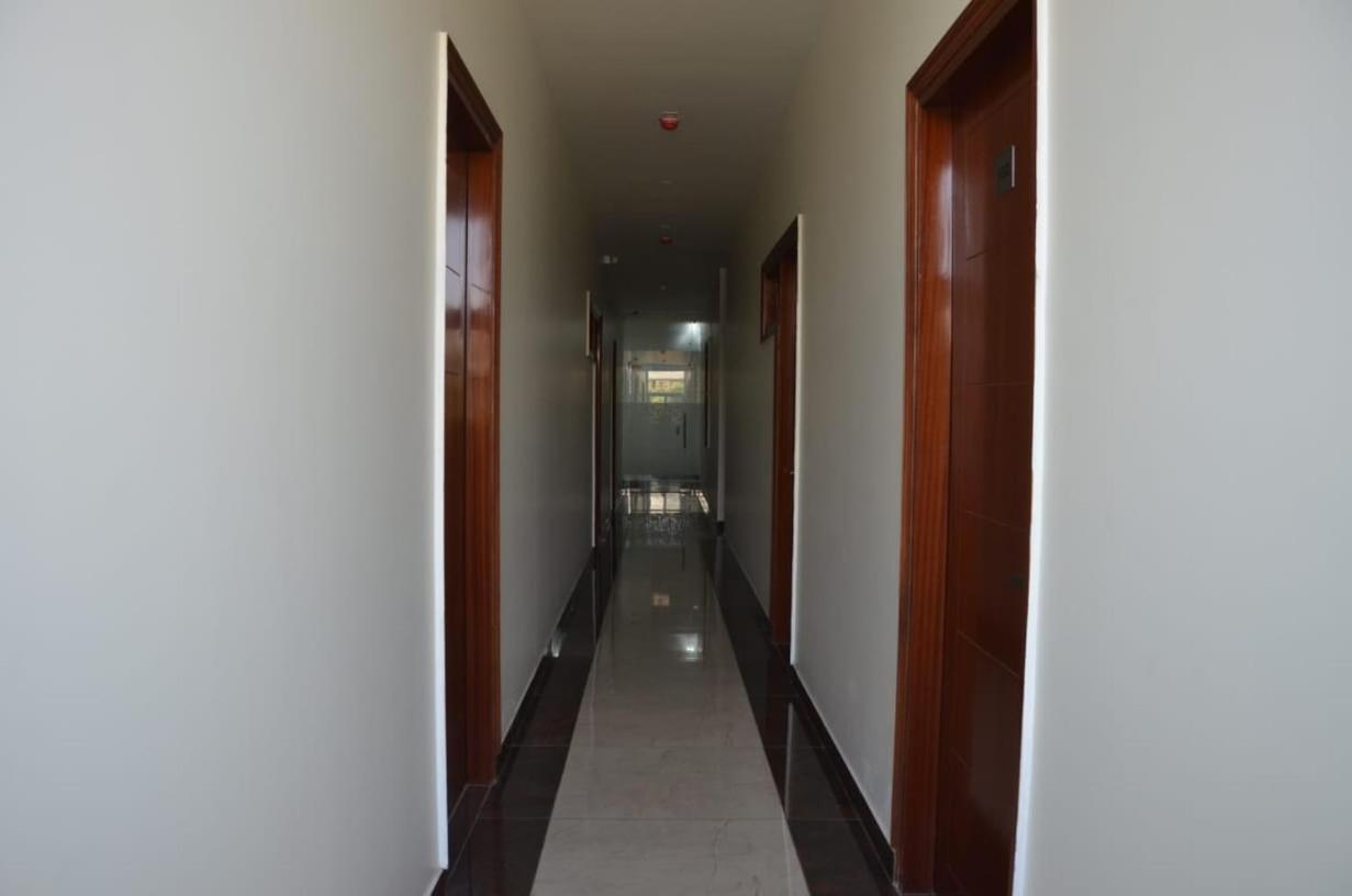 Fabhotel Roselle Inn Lucknow Exteriör bild